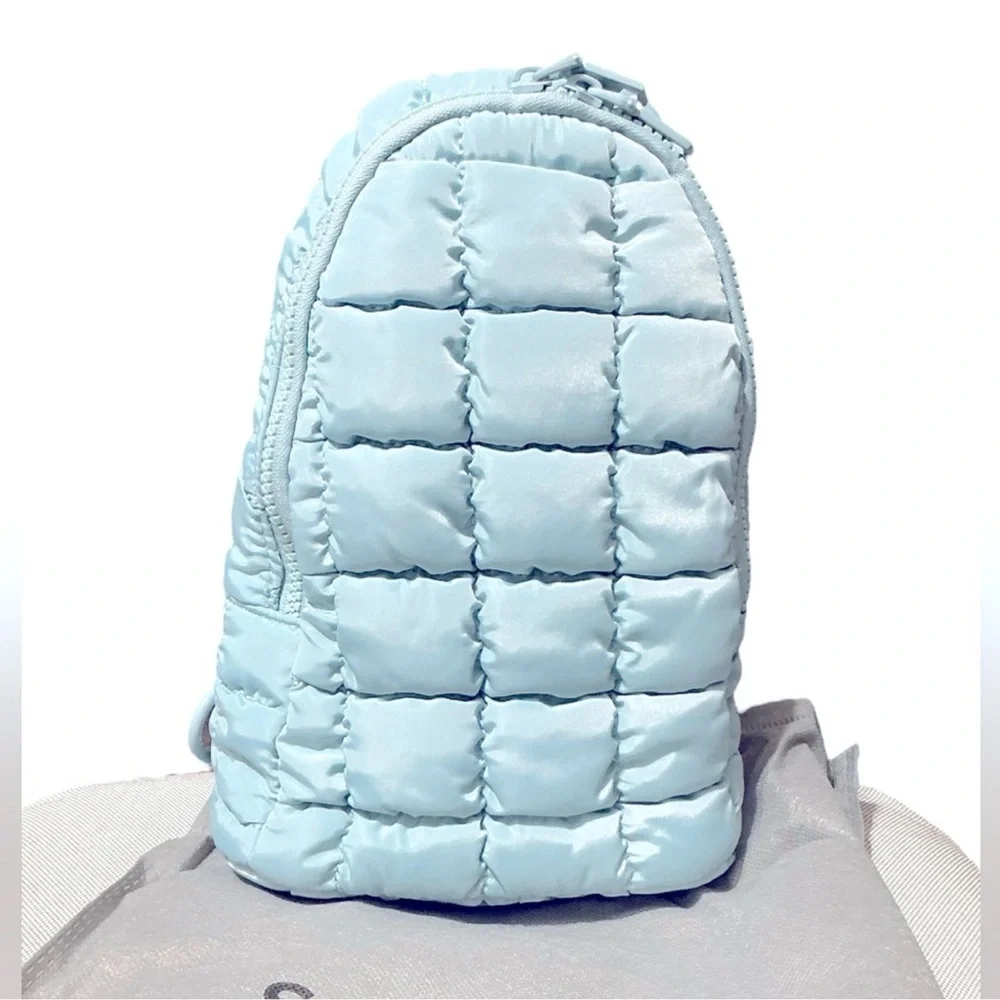 SOL AND SELENE Rejuvenate Quilted Sling Pack Retail $70 NWT - Picture 2 of 7